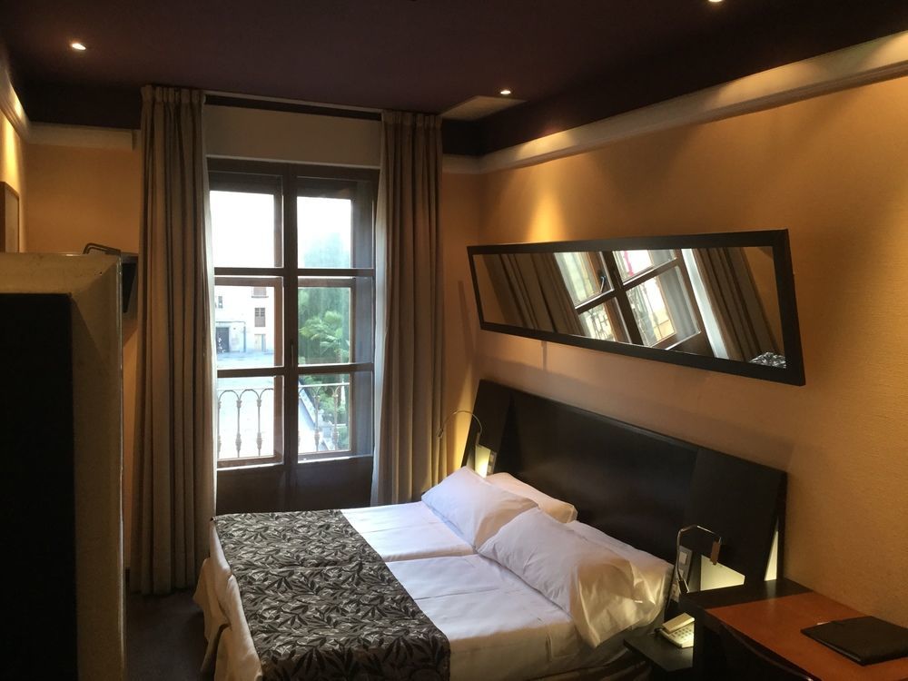 萨拉曼卡Sercotel Las Torres酒店